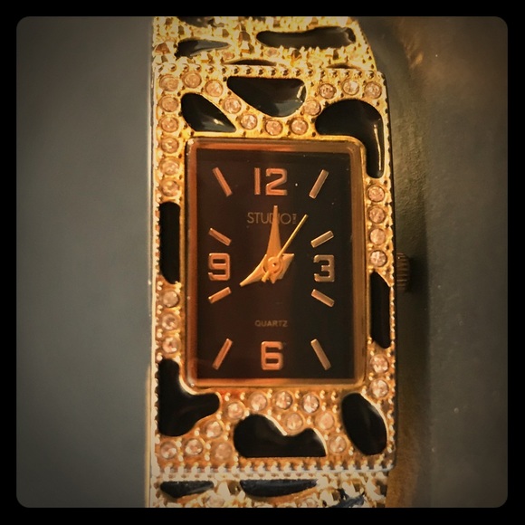 Watch - Picture 1 of 8